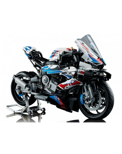 Конструктор LEGO Technic 42130 BMW M 1000 RR 